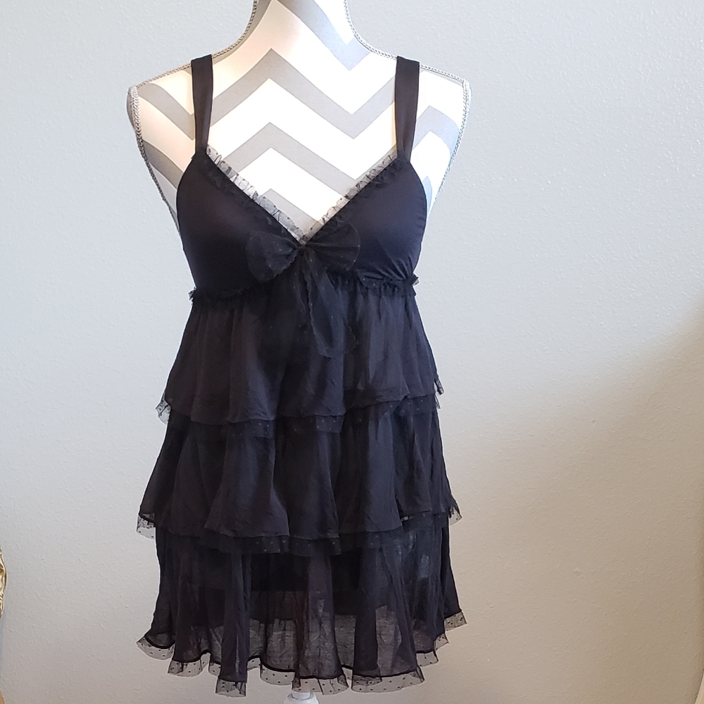 VINTAGE VICTORIA'S SECRET PLEATS BABYDOLL SIZE M